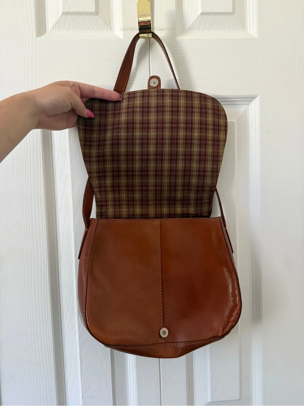 Classic Brown Leather Shoulder Bag